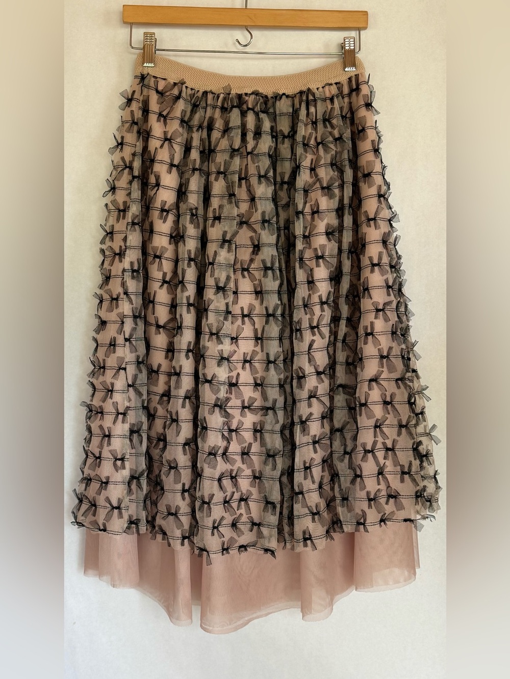 Maeve for Anthropolgie women’s Blush Pink A-Line Midi Skirt with Black Bows